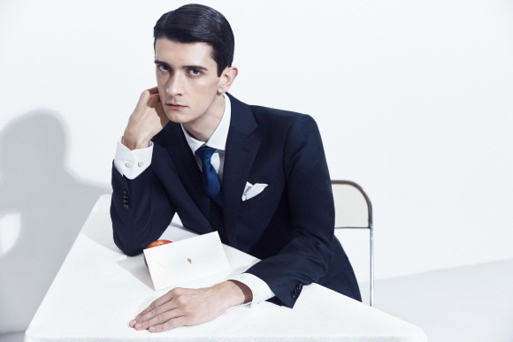 LF 남성복 브랜드 마에스트로의 올해 반맞춤 정장 매출이 전년 대비 60% 상승했다. © LF