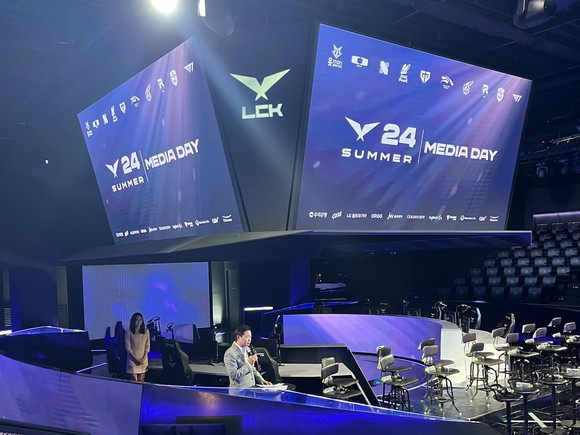 2024 LCK 서머의 미디어데이를 갖고 포문을 여는 이정훈 LCK 사무 총장. =최민경 기자