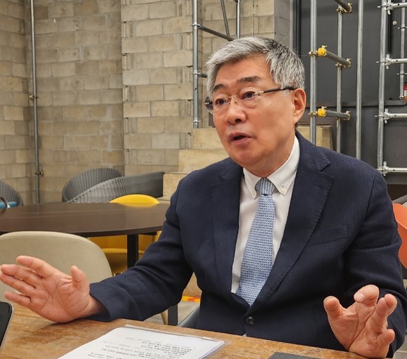 홍승표 우리마인즈 대표이사는 보험회사에서 30여년간 재직한 경험을 바탕으로 우리마인즈에 입사해 반려동물 상조 사업을 추진했다. =추민선 기자