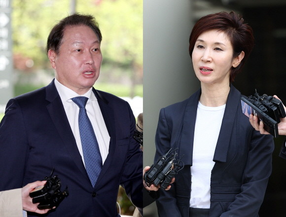 지난 4월16일 서울 서초구 서울고등법원에서 열린 이혼 소송 항소심 공판에 나란히 출석하는 최태원 회장과 노소영 관장. ⓒ 연합뉴스