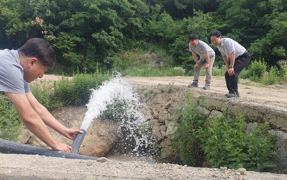 ㈜세강이 산청 생비량면 농업용수를 무상으로 공급한다. ⓒ 산청군