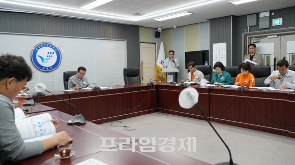 김동일 보령시장이 18일 시청 상황실에서 언론인과의 간담회를 개최하고 있다. ⓒ 프라임경제