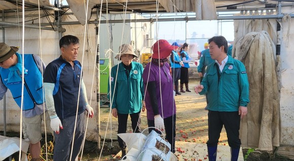 박정현 군수는 수해 이후 연일 피해복구 현장을 직접 진두지휘하고 있다. ⓒ 부여군