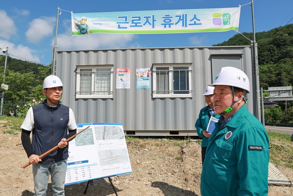 이승화 산청군수가 폭염 대비 현장 점검을 실시하고 있다. ⓒ 프라임경제