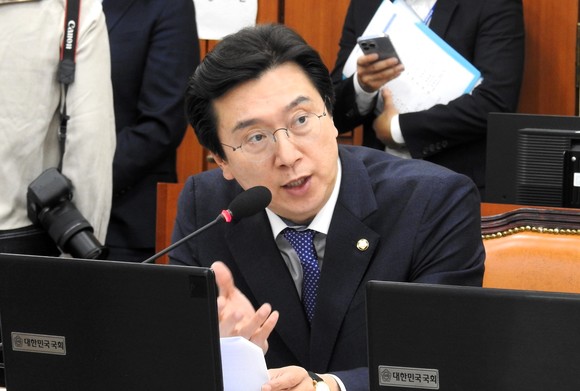 국민의힘 포털 불공정 개혁 TF 위원장으로 선임된 강민국 의원. ⓒ 프라임경제