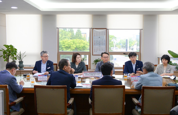 경남도-미주한인상공회의소총연합회북미 진출길 모색. ⓒ 경남도