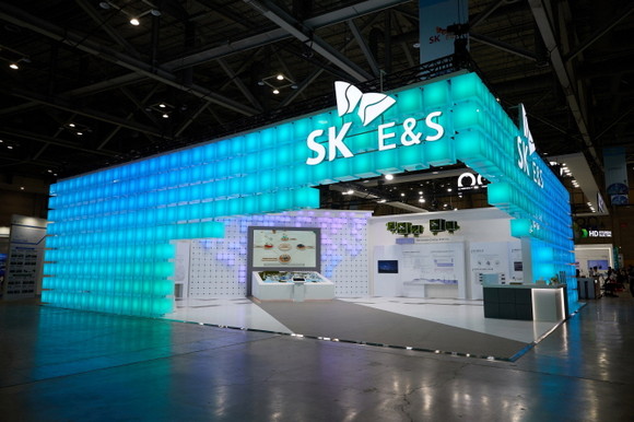 4~6일 부산 벡스코(BEXCO)에서 열리는 '2024 기후산업국제박람회(WCE)' SK E&S 전시관 전경. ⓒ SK E&S