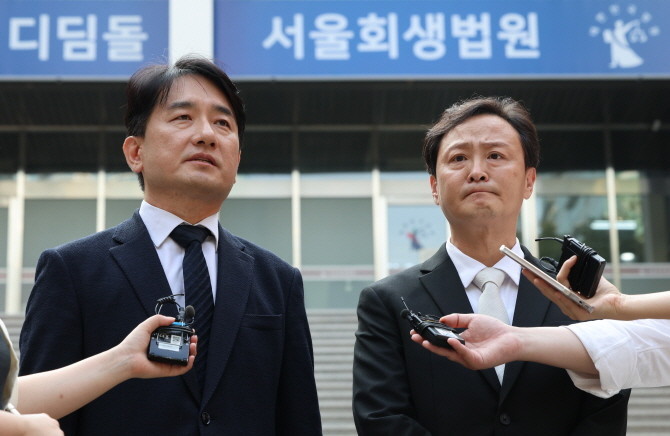 류화현 위메프 대표(왼쪽)와 류광진 티몬 대표. © 연합뉴스