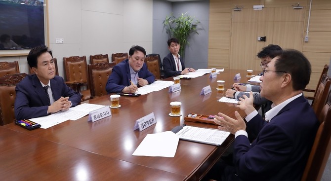 김태흠 충남지사는 지난 10일 박성재 법무부 장관과의 정책 간담회를 개최하고 있다. ⓒ 법무부