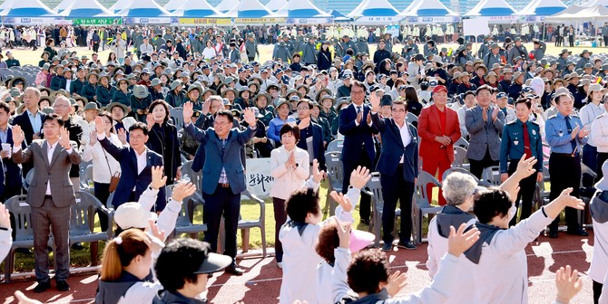지난 4일 보령종합경기장 및 보령문화의전당 일원에서 열린 제21회 만세보령문화제를 개최하고 있다 ⓒ 보령시