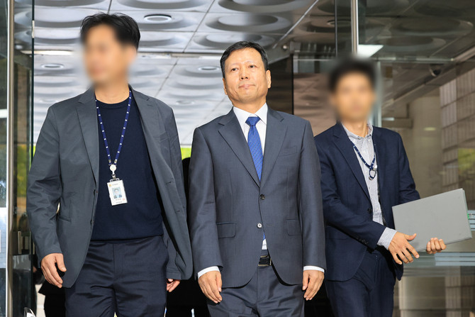 지난 10일 티몬·위메프 대규모 미정산 사태와 관련해 구영배 큐텐 그룹 대표가 서울중앙지방법원에서 열린 구속 전 피의자 심문(영장실질심사)에 출석하고 있다. ⓒ 연합뉴스