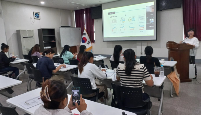 결혼이민자 국적취득 수수료 지원사업'을 시행한다. ⓒ 부여군