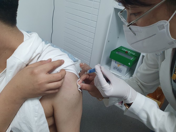 함양군 겨울철 독감·코로나19 대비 예방접종 하세요. ⓒ 함양군