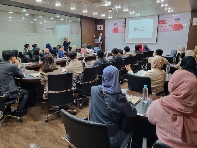 ICCA 대표단은 한국클라우드의 최신 CRM 솔루션인 팔레트3.0을 직접 체험하는 시연행사도 진행했다. ©한국클라우드