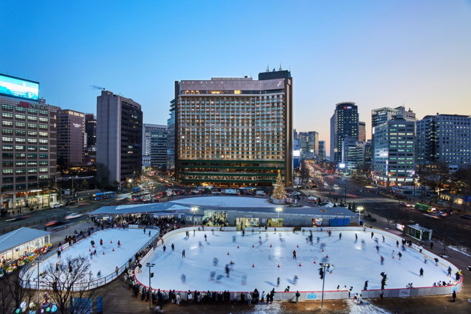 한화호텔앤드리조트 더 플라자는 연말연시를 맞아 패키지 '시그니처 윈터(Signature Winter)'을 3년 연속 출시한다. © 한화호텔앤드리조트