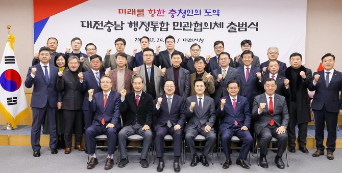 민 이미지