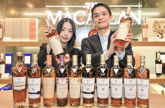 맥캘란이 200주년을 맞이해 더현대 서울 지하 1층에서 오는 30일까지 '맥캘란 하모니 컬렉션' 팝업스토어를 진행한다. ⓒ 현대백화점