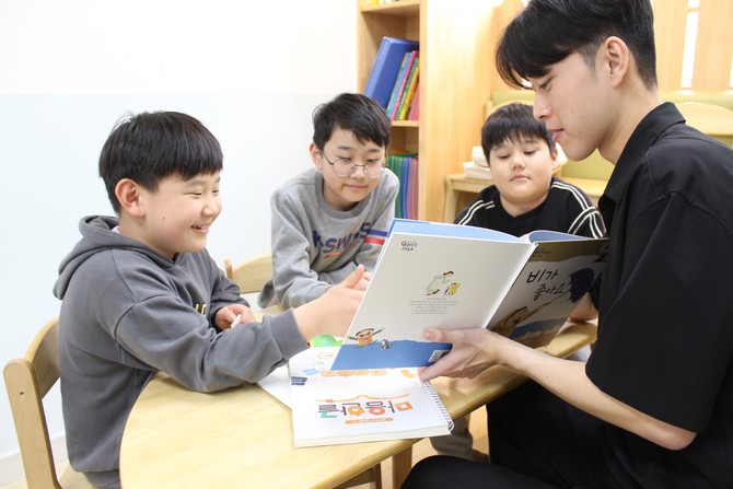 현대해상은 다문화가정 아동의 한글능력 향상을 위한 신규 사회공헌 활동 '마음한글'을 런칭한다고 17일 밝혔다. ⓒ 현대해상