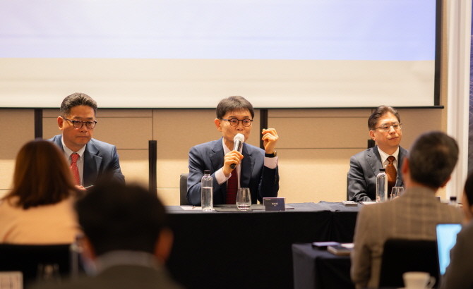 솔루엠이 창립 10주년을 맞아 향후 10년의 성장 전략을 담은 중장기 사업 비전 'Vision 3·3·3'을 발표했다. © 솔루엠