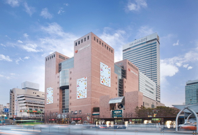 신세계백화점 강남점 전경. © 신세계백화점