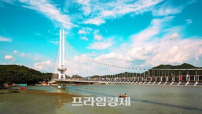 예당호출렁다리 전경. ⓒ 프라임경제
