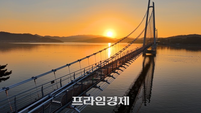 논산 탑정호 출렁다리 모습. ⓒ 프라임경제