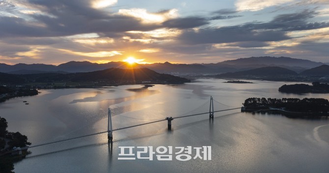 논산 탑정호 출렁다리 모습. ⓒ 프라임경제