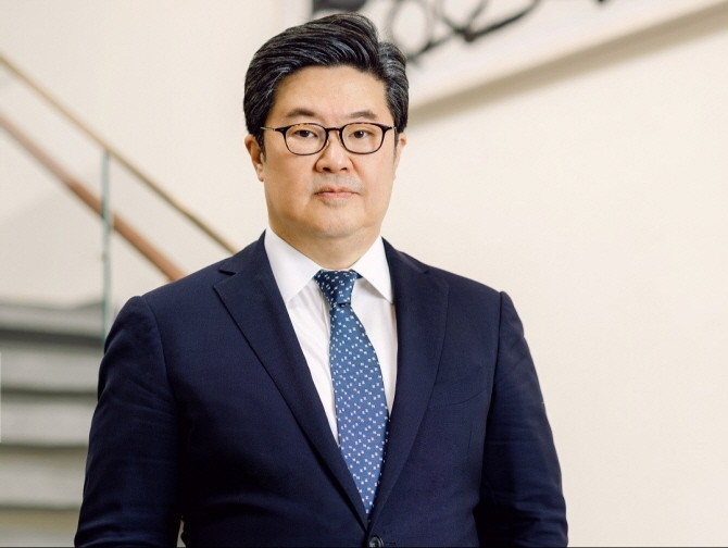 김병주 MBK파트너스 회장. © 연합뉴스