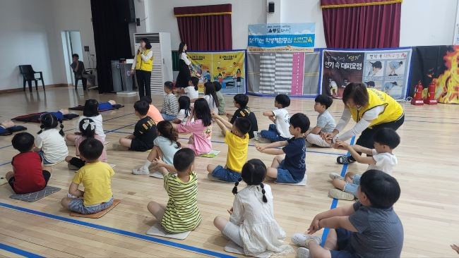 울릉도에서 진행된 '찾아가는 안전체험교육'(사진은 천부초등학교 안전교육 모습). ⓒ 경북교육청