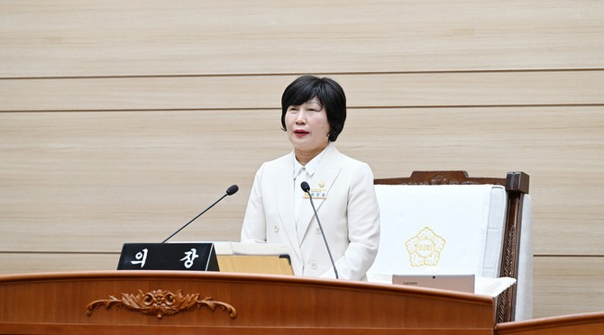 27일 최은순 의장이 제268회 정례회 폐회를 선언하고 있다. ⓒ 의회사무국