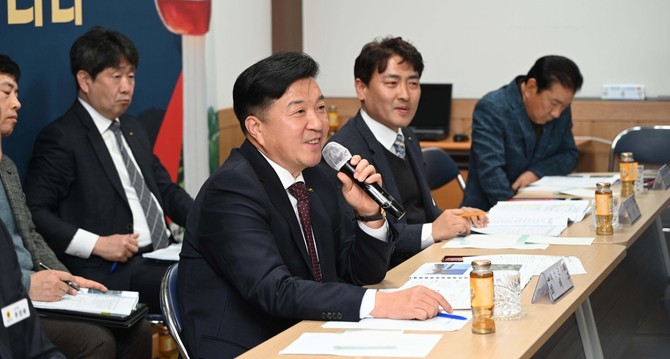 군민과의 소통 간담회 모습. ⓒ 예산군