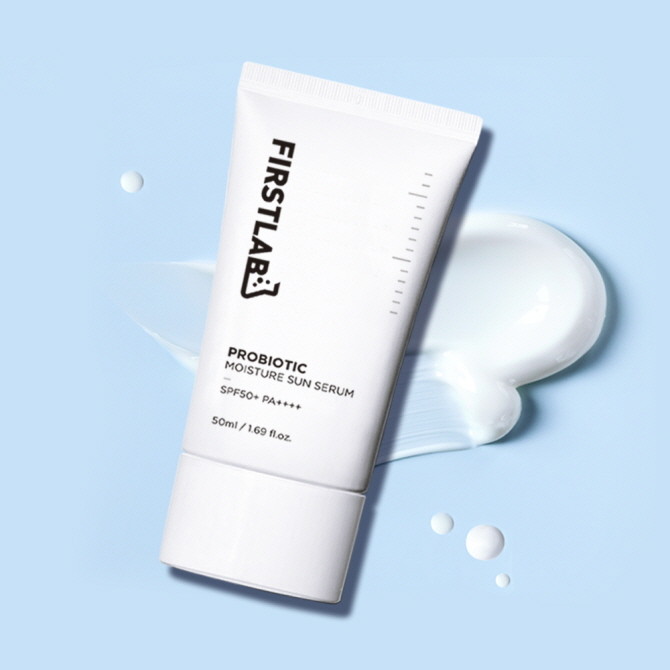 일동생활건강이 기능성 화장품 브랜드 '퍼스트랩(FIRSTLAB)'의 신제품 '퍼스트랩 프로바이오틱 모이스처 선세럼'을 출시했다. © 일동제약그룹