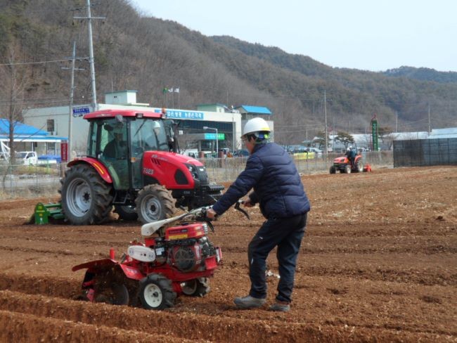영양군 농작업 대행서비스 실시 모습. ⓒ 영양군