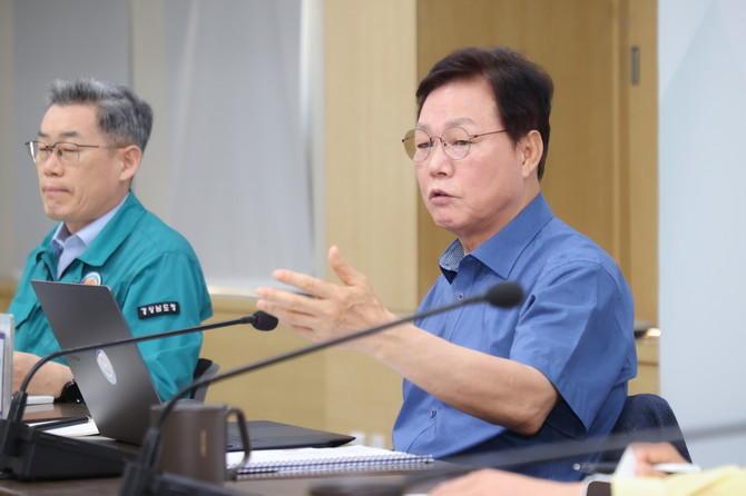 박완수 경남도지사가 수해가 반복되지 않도록 법과 제도를 재정비해야 한다고 강조하고 있다. ⓒ 경남도
