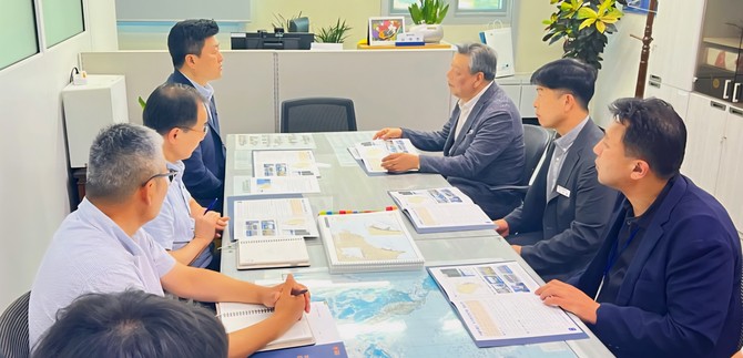 가세로 태안군수가 지난 30일 정부세종청사를 찾아 서해 영해기점 도서인 격렬비열도의 국가관리 연안항 개발 사업을 위한 예산 반영을 정부에 재차 요청했다. ⓒ 태안군