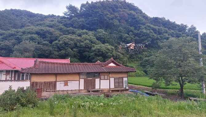 드론방제 작업 모습. ⓒ 예산군