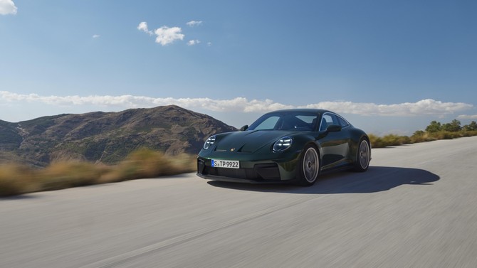 신형 911 GT3 투어링 패키지. ⓒ 포르쉐코리아
