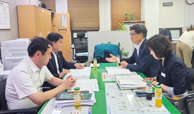 진병영 함양군수가 2026년 예산 확보를 위해 경남도를 방문하고 있다. ⓒ 함양군