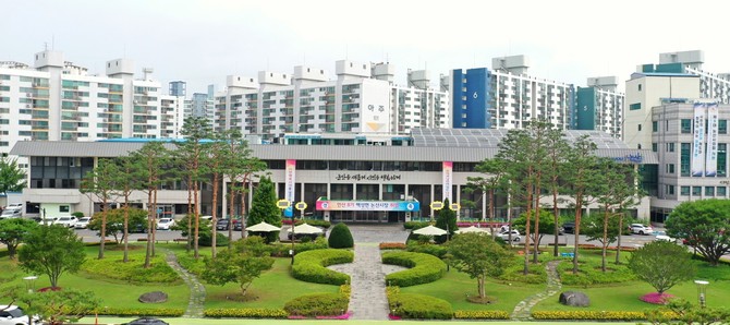 논산시청 청사 전경. ⓒ 프라임경제