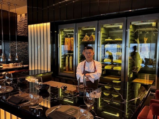 콘래드 서울 SUT 헤드셰프 황지훈. © 콘래드 서울