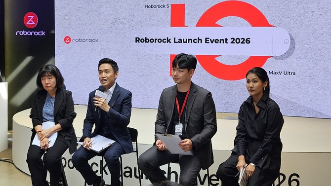 26일 서울 성동구 코사이어티에서 열린 '2026 로보락 신제품 론칭쇼'에서 댄 챔 아시아태평양 마케팅 총괄이 기자들의 질문에 답하고 있다. = 박지혜 기자