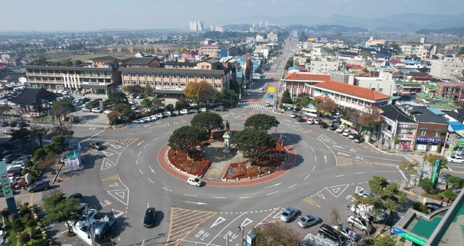 부여군청 청사 전경. ⓒ 프라임경제