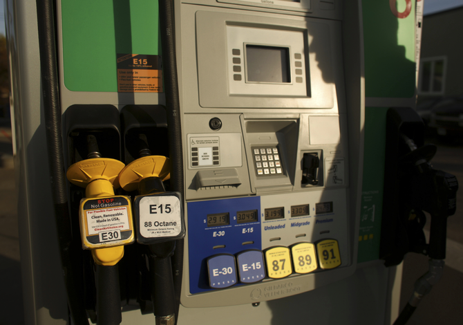 미국 정부가 고유가 대응을 위해 에탄올 15% 혼합 가솔린의 전국 판매를 한시적으로 허용했다. ⓒ 연합뉴스