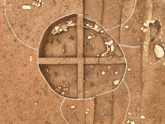 고성군 소가야의 관방유적으로 알려진 고성 만림산 토성의 발굴조사 결과, 다수 확인된 삼국시대 주거지, 성곽, 초기철기시대 주거지. ⓒ 고성군