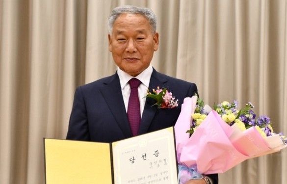 8년 만에 부여군수직 탈환에 성공한 이용우 당선인. ⓒ 프라임경제