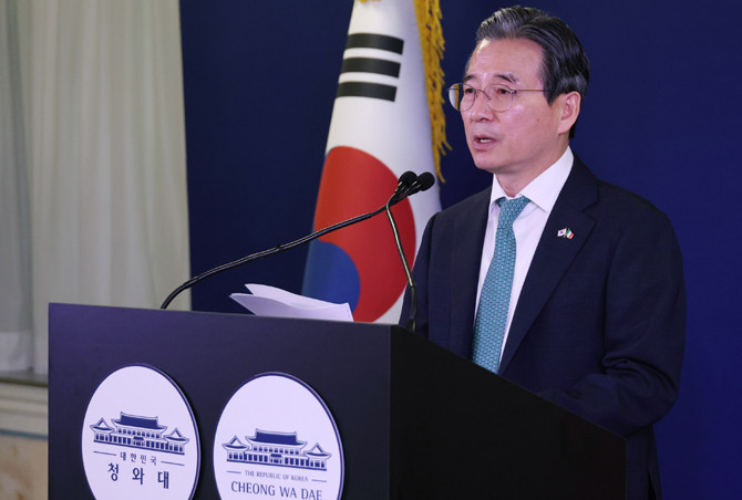 김 실장은 "지금 우리 철강 업계는. 글로벌 공급 과잉과 보호 무역주의 확산이라는 전례 없는 거센 파도 속에서 큰 어려움을 겪고 있다"며 "철강 산업이 흔들릴 경우 고용, 협력 업체, 지역 경제까지 연쇄적으로 영향을 받을 수 있다"고 우려했다. ⓒ 연합뉴스