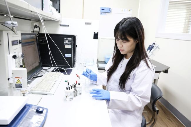 제1저자로 참여한 대구대 화학과 석사 과정을 마친 이은경 씨. ⓒ 대구대학교