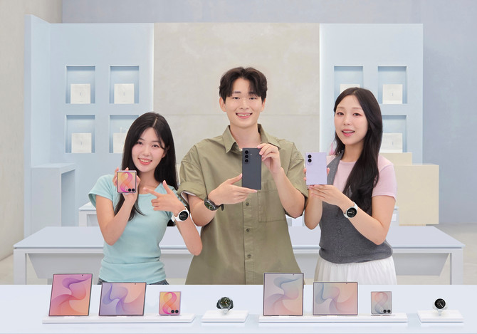 삼성전자가 '갤럭시 Z 폴드8 울트라·폴드8·플립8', '갤럭시 워치 울트라2·워치9'를 오는 7일 국내에 공식 출시한다. ⓒ 삼성전자