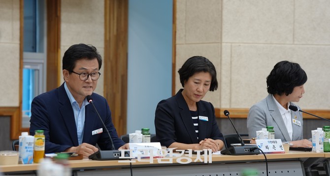 엄승용 보령시장이 연두방문 8번째 일정으로 대천4동을 찾아 주민들과 지역 현안을 공유하고 있다. ⓒ 프라임경제