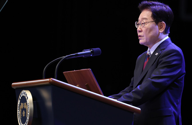 81주년을 맞은 광복절에 이 대통령은 일본과의 공존이 필요하다고 했다. ⓒ 연합뉴스